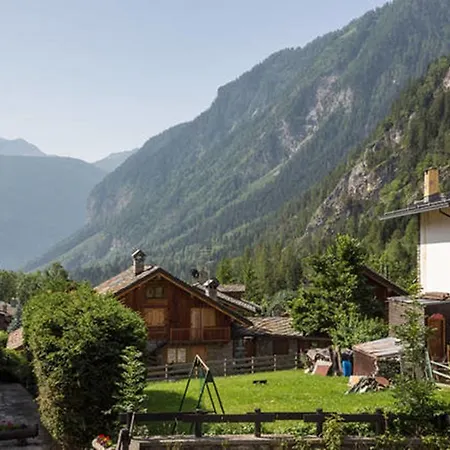 Apartment Di Charme A Courmayeur